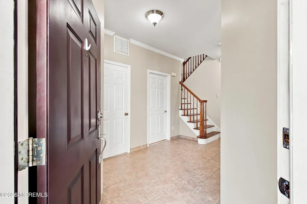 90 Banyan Boulevard Holmdel, NJ 07733