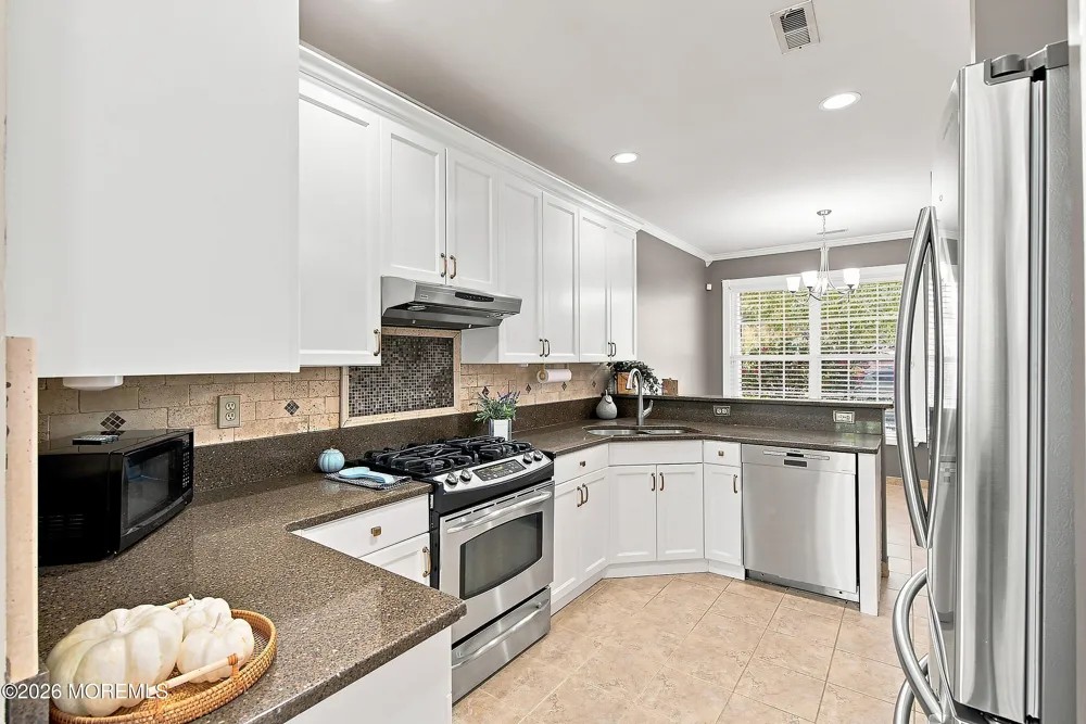 90 Banyan Boulevard Holmdel, NJ 07733