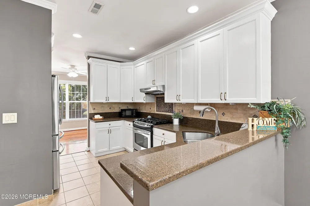 90 Banyan Boulevard Holmdel, NJ 07733