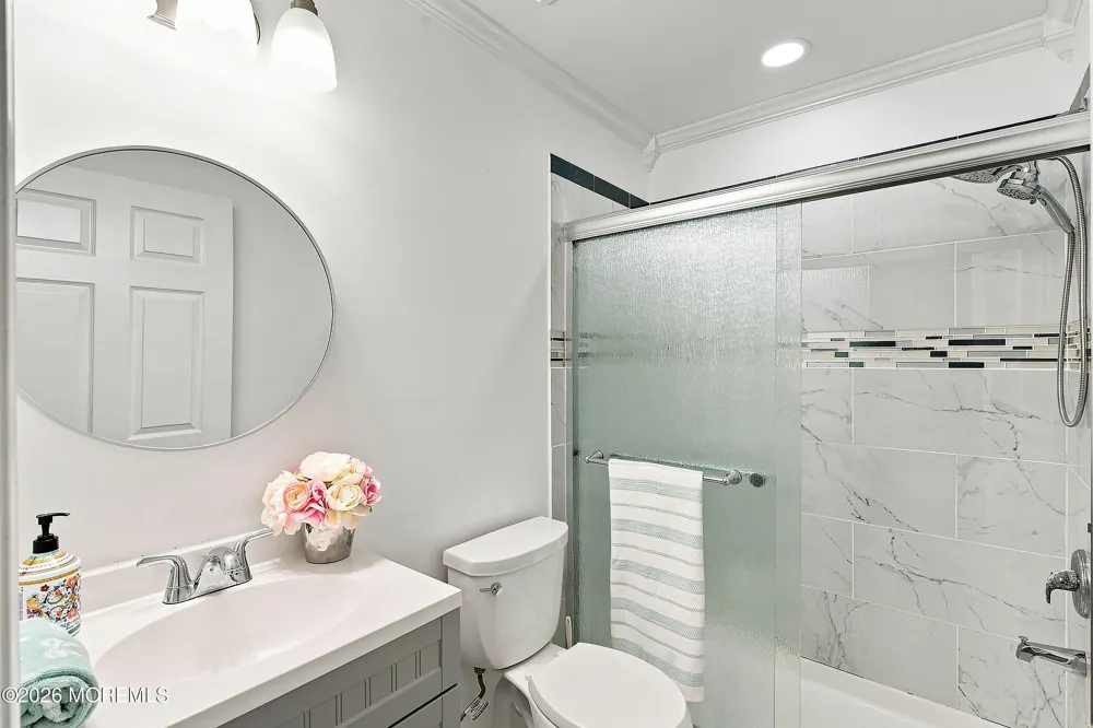 90 Banyan Boulevard Holmdel, NJ 07733