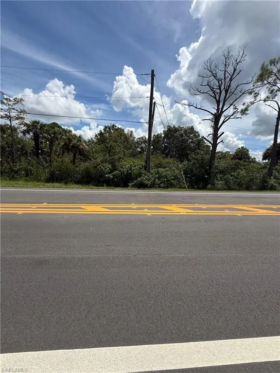 1180 16th Street NE Naples, FL 34120