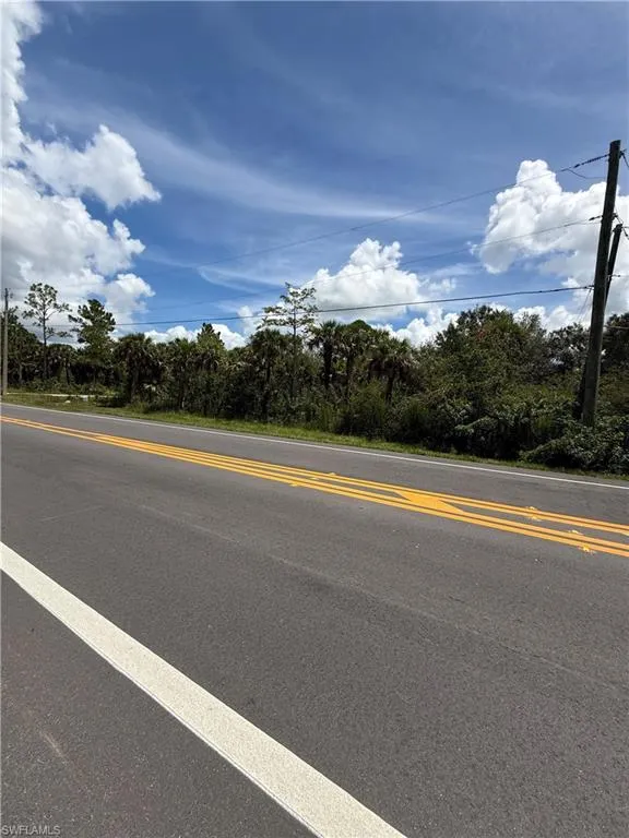 1180 16th Street NE Naples, FL 34120