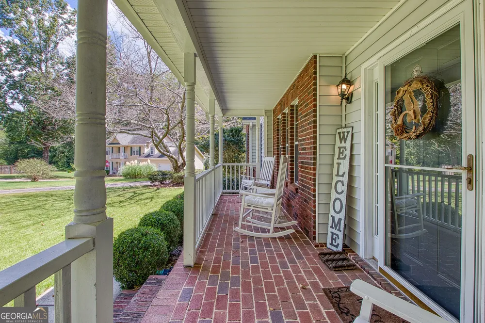 1012 Sterling Pt Peachtree City, GA 30269