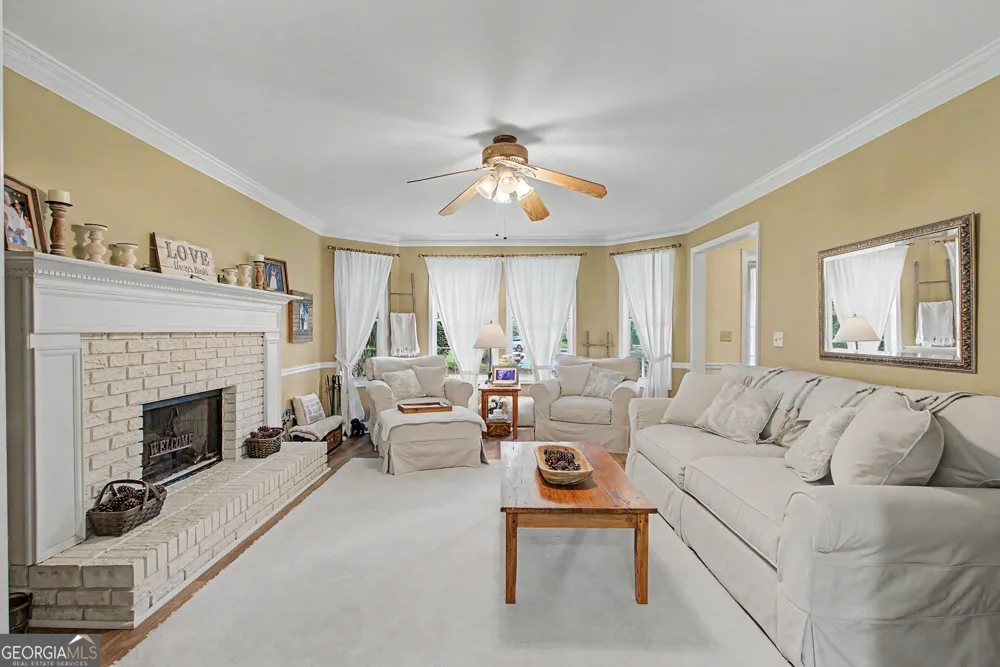 1012 Sterling Pt Peachtree City, GA 30269