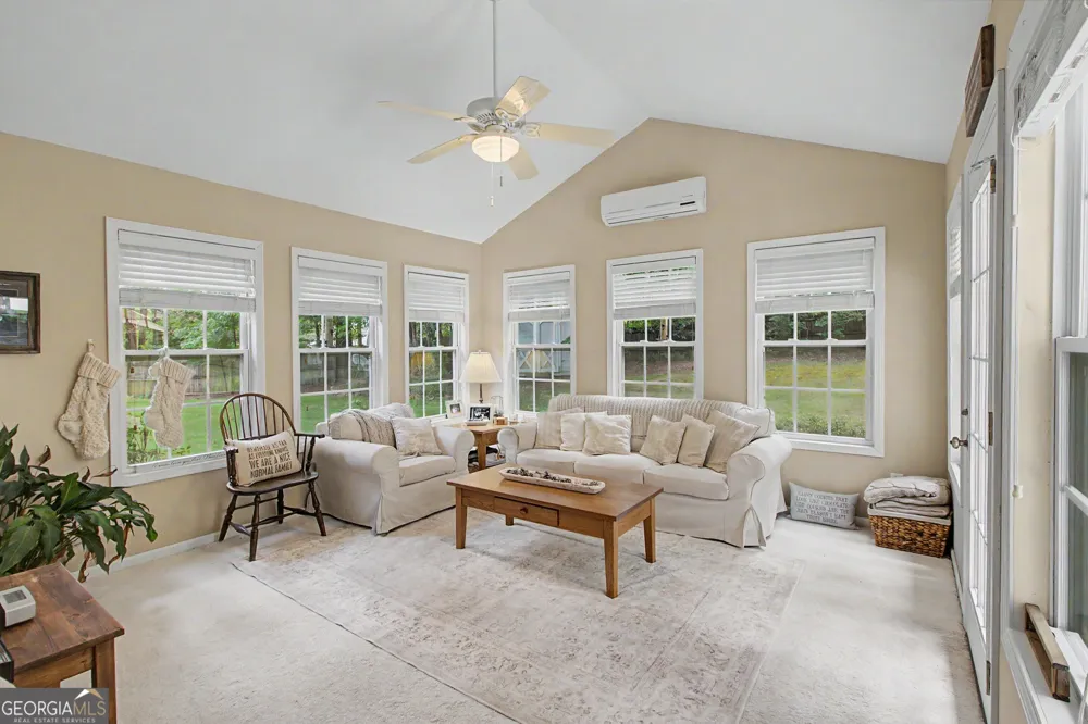 1012 Sterling Pt Peachtree City, GA 30269