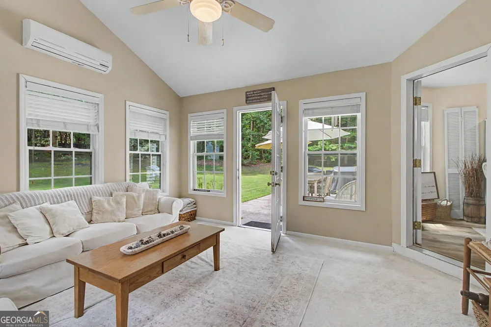 1012 Sterling Pt Peachtree City, GA 30269