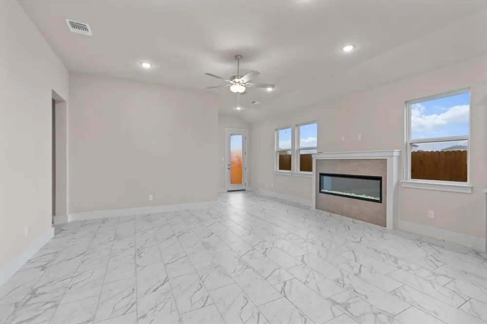 405 Stellar Wind Drive Georgetown, TX 78628