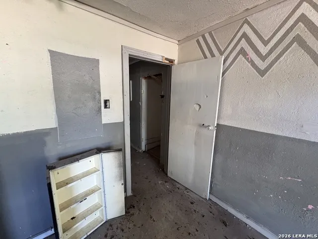 1320 Avenue B Hondo, TX 78861