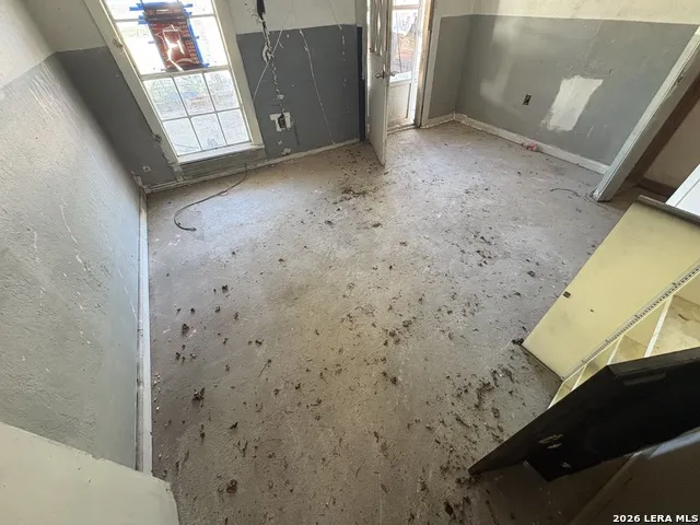 1320 Avenue B Hondo, TX 78861