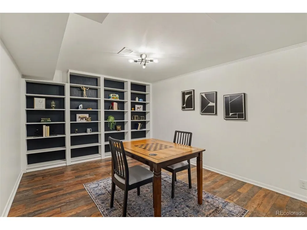 6910 Ruth Way Denver, CO 80221
