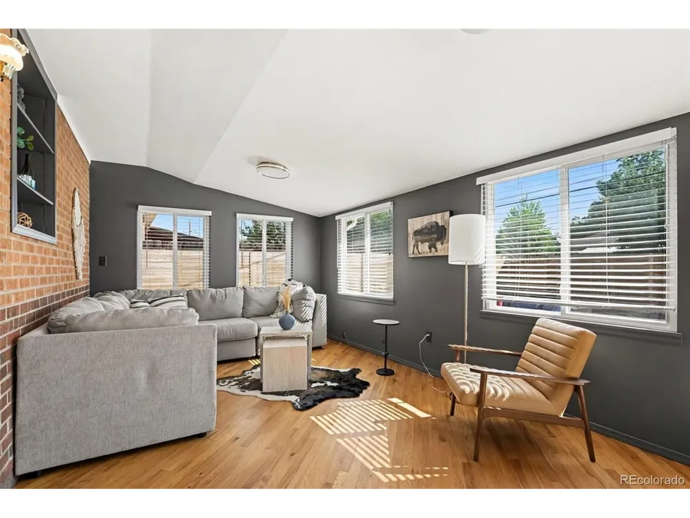 6910 Ruth Way Denver, CO 80221