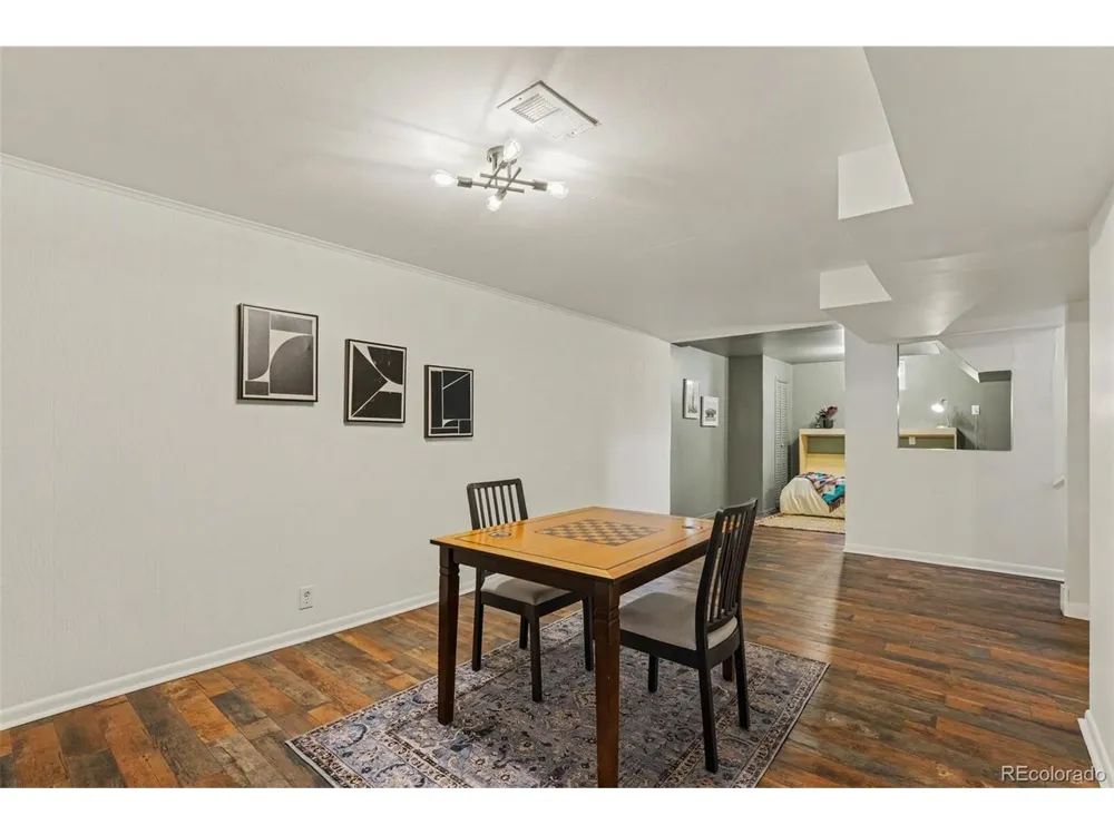6910 Ruth Way Denver, CO 80221