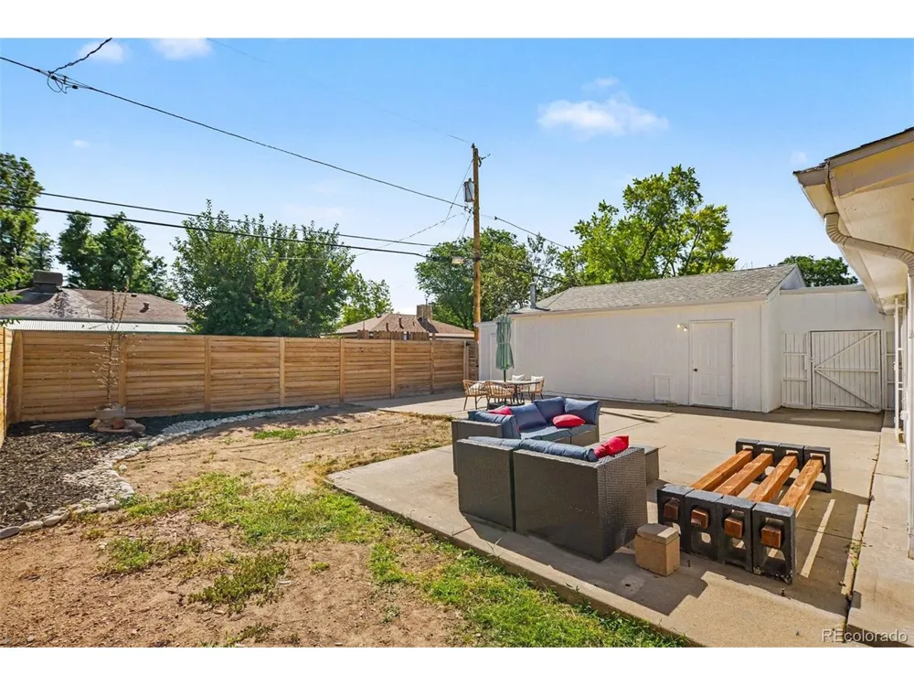6910 Ruth Way Denver, CO 80221