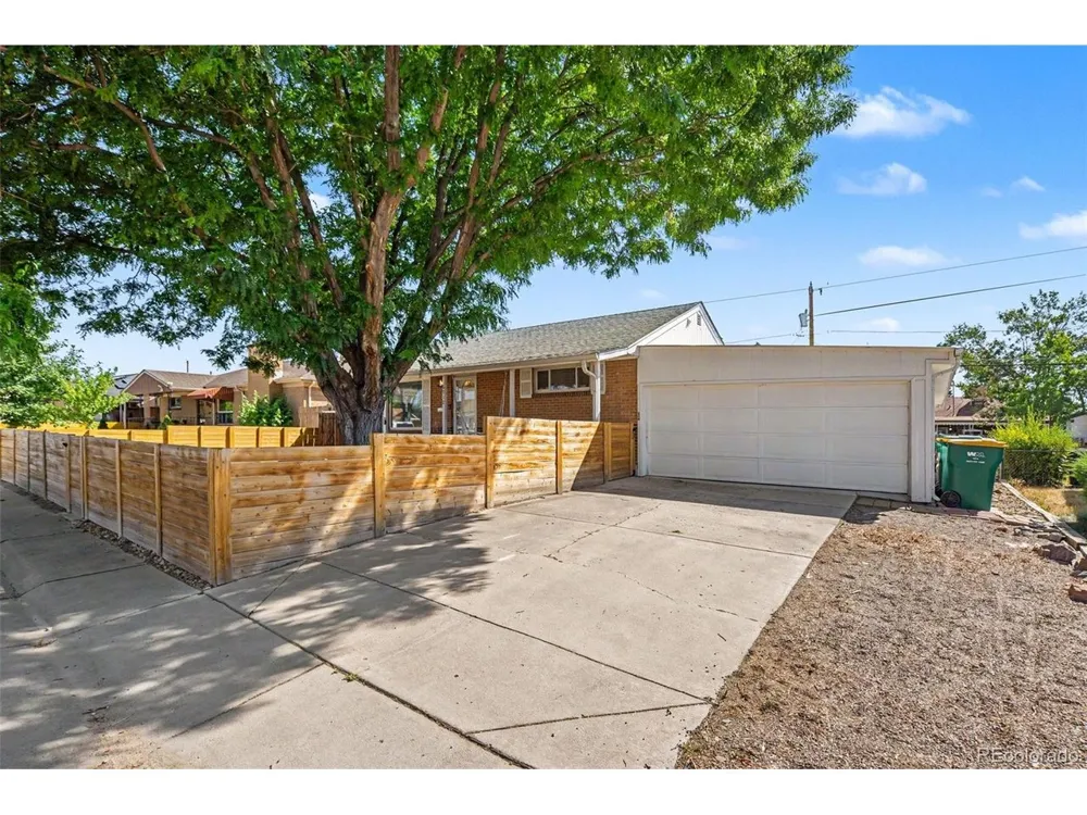 6910 Ruth Way Denver, CO 80221