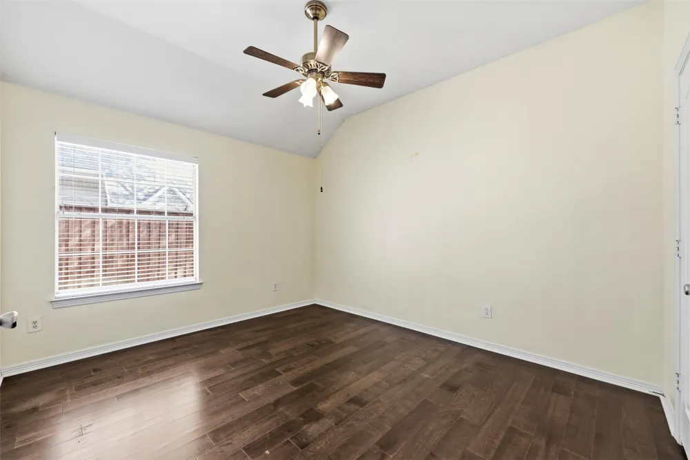 2910 Live Oak Drive Rowlett, TX 75088