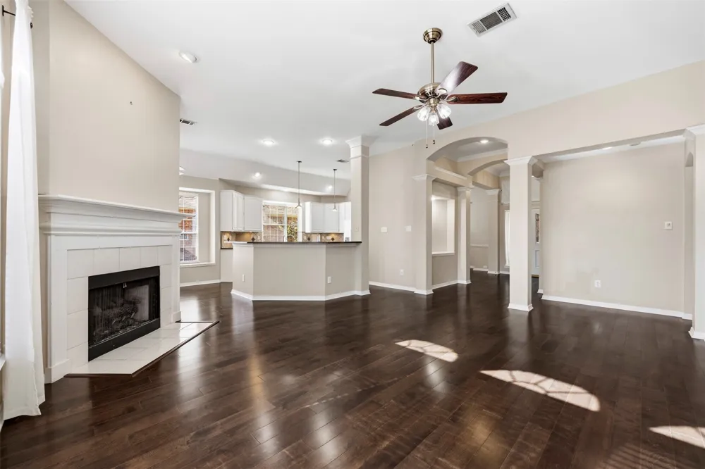 2910 Live Oak Drive Rowlett, TX 75088