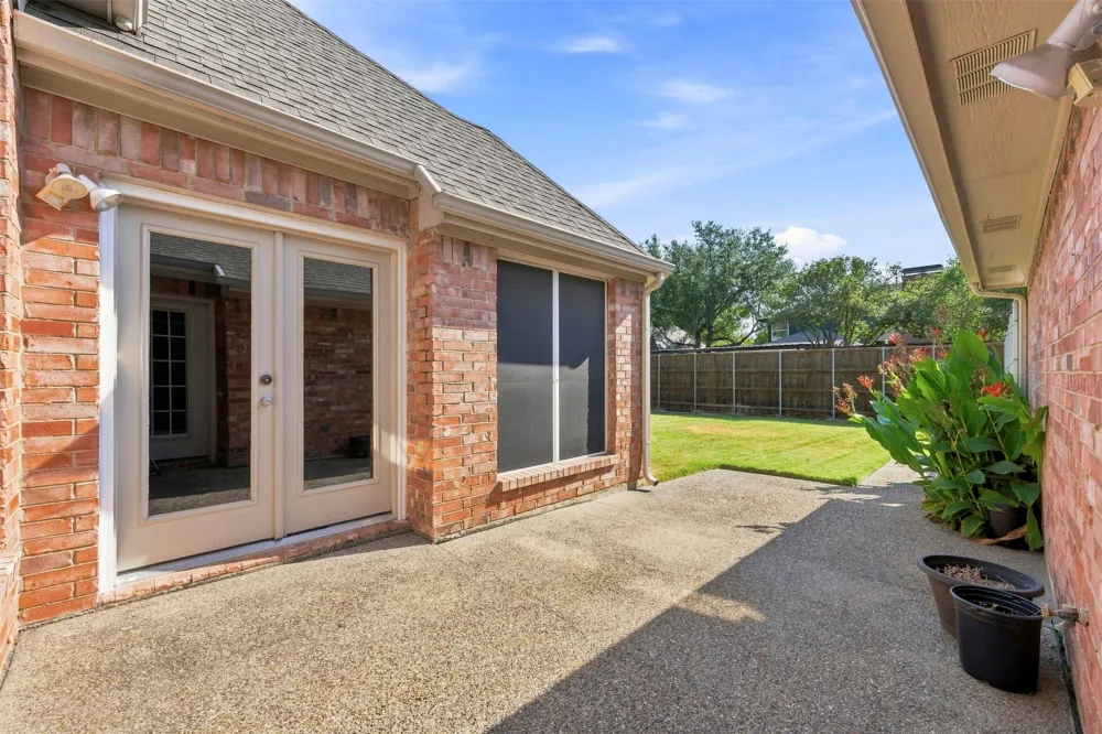 2910 Live Oak Drive Rowlett, TX 75088