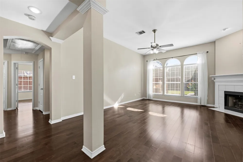 2910 Live Oak Drive Rowlett, TX 75088