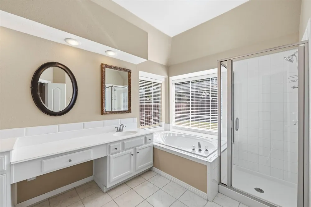 2910 Live Oak Drive Rowlett, TX 75088