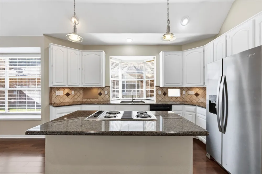 2910 Live Oak Drive Rowlett, TX 75088