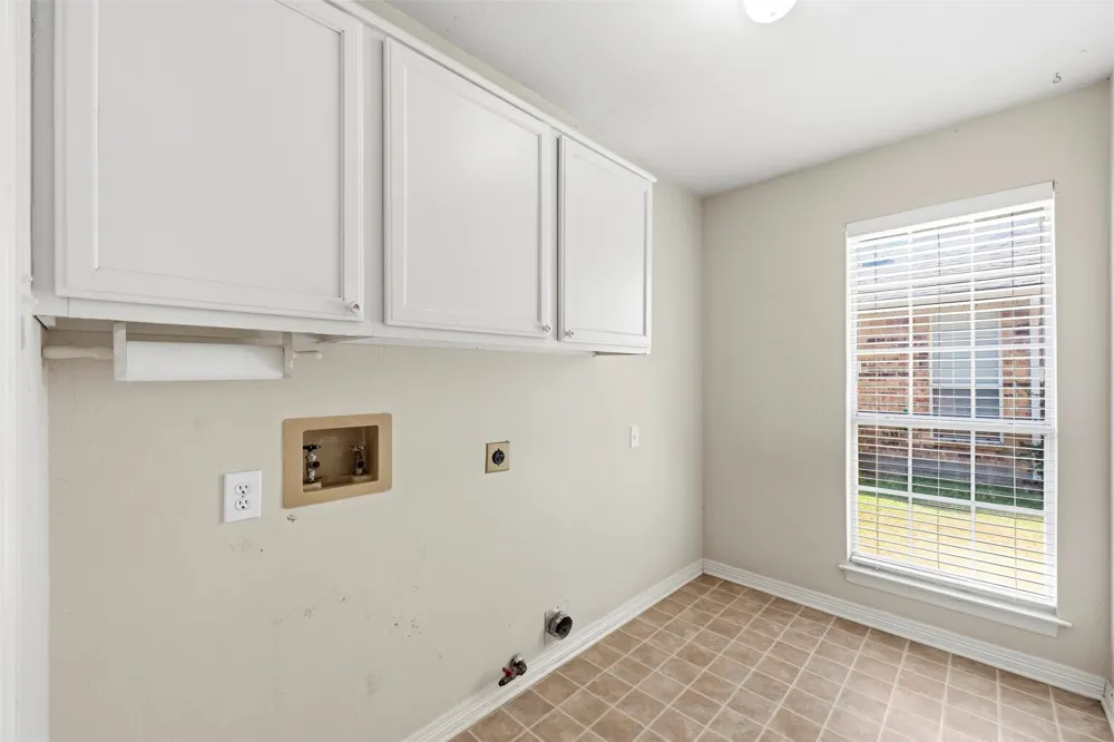 2910 Live Oak Drive Rowlett, TX 75088