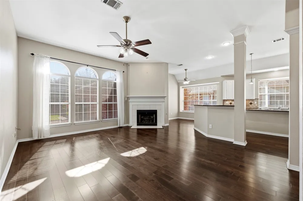 2910 Live Oak Drive Rowlett, TX 75088