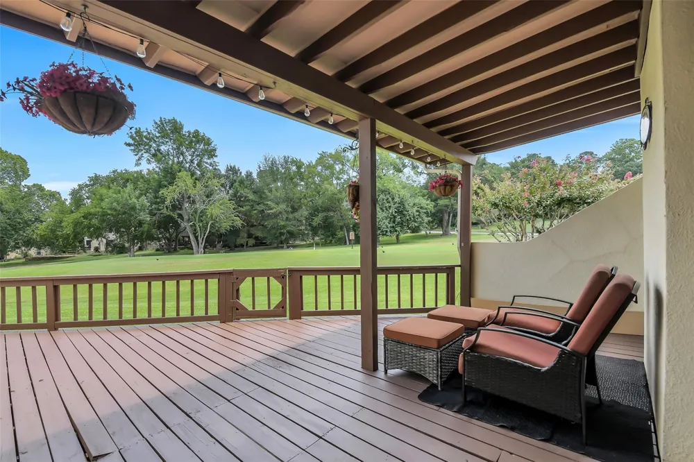 64 April Hill Conroe, TX 77356