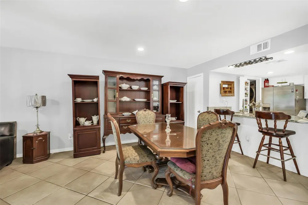 64 April Hill Conroe, TX 77356