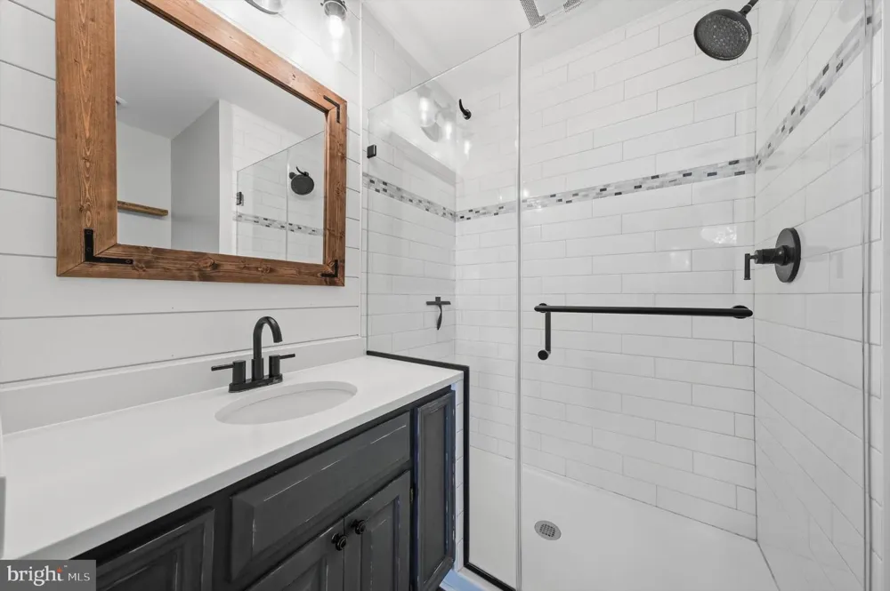 8021 ROCKY SPRINGS ROAD Frederick, MD 21702