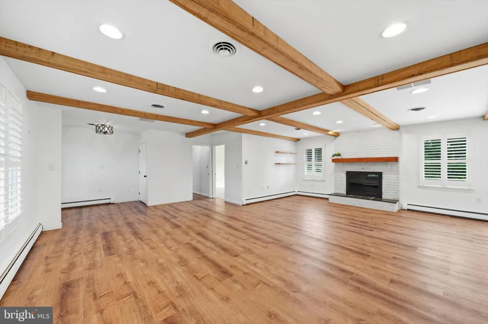8021 ROCKY SPRINGS ROAD Frederick, MD 21702