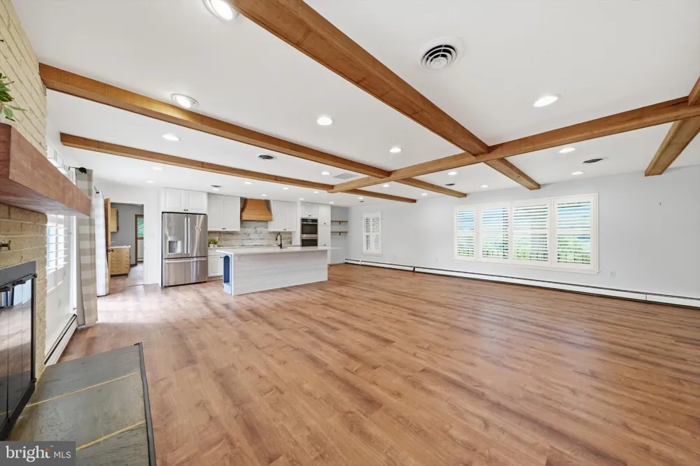 8021 ROCKY SPRINGS ROAD Frederick, MD 21702