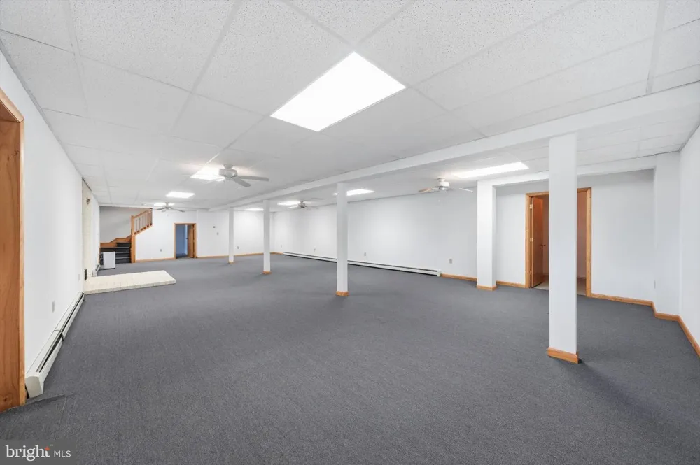 8021 ROCKY SPRINGS ROAD Frederick, MD 21702