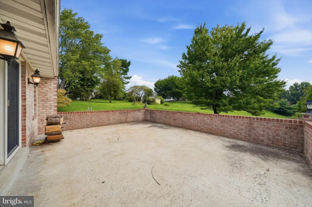 8021 ROCKY SPRINGS ROAD Frederick, MD 21702