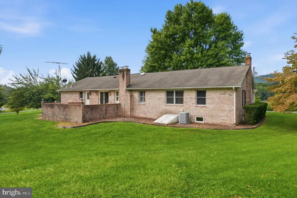 8021 ROCKY SPRINGS ROAD Frederick, MD 21702