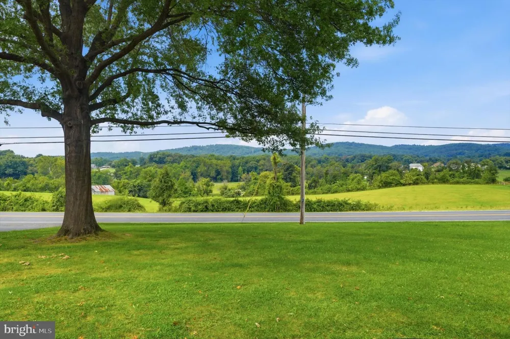 8021 ROCKY SPRINGS ROAD Frederick, MD 21702