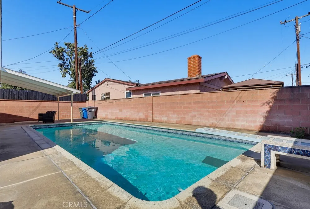 5234 Knoxville Lakewood, CA 90713