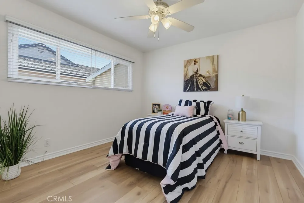5234 Knoxville Lakewood, CA 90713