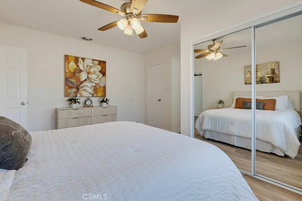 5234 Knoxville Lakewood, CA 90713