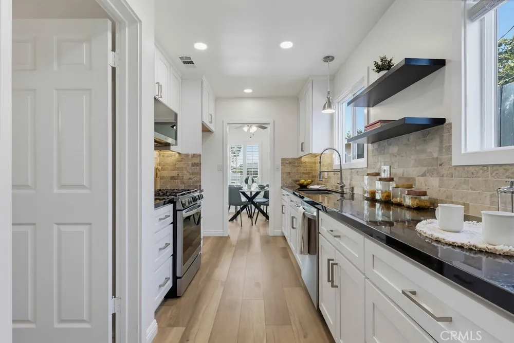 5234 Knoxville Lakewood, CA 90713