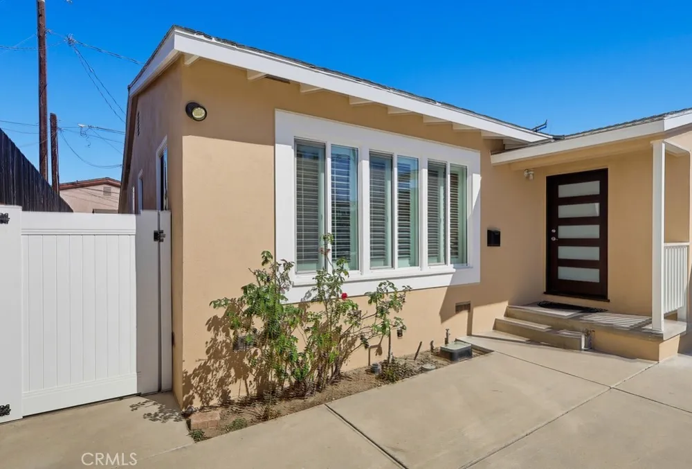 5234 Knoxville Lakewood, CA 90713