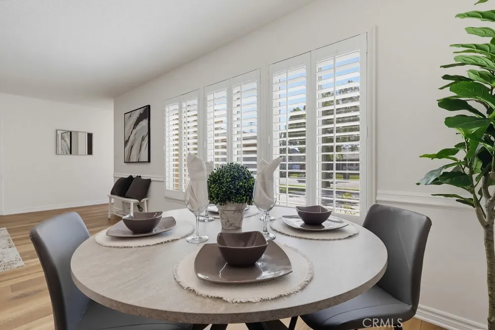 5234 Knoxville Lakewood, CA 90713