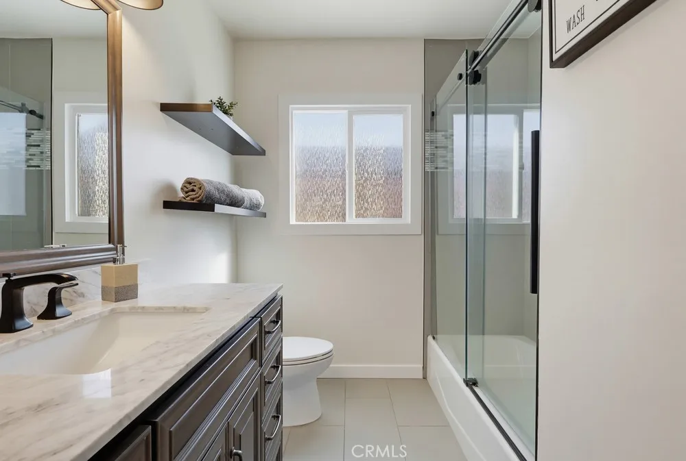5234 Knoxville Lakewood, CA 90713
