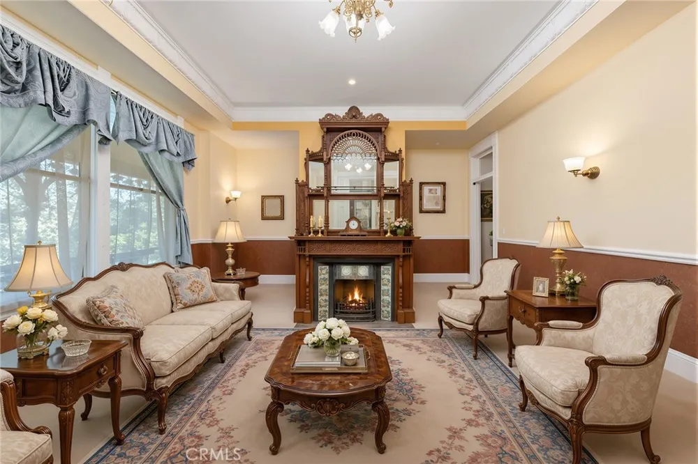 225 Lima Sierra Madre, CA 91024