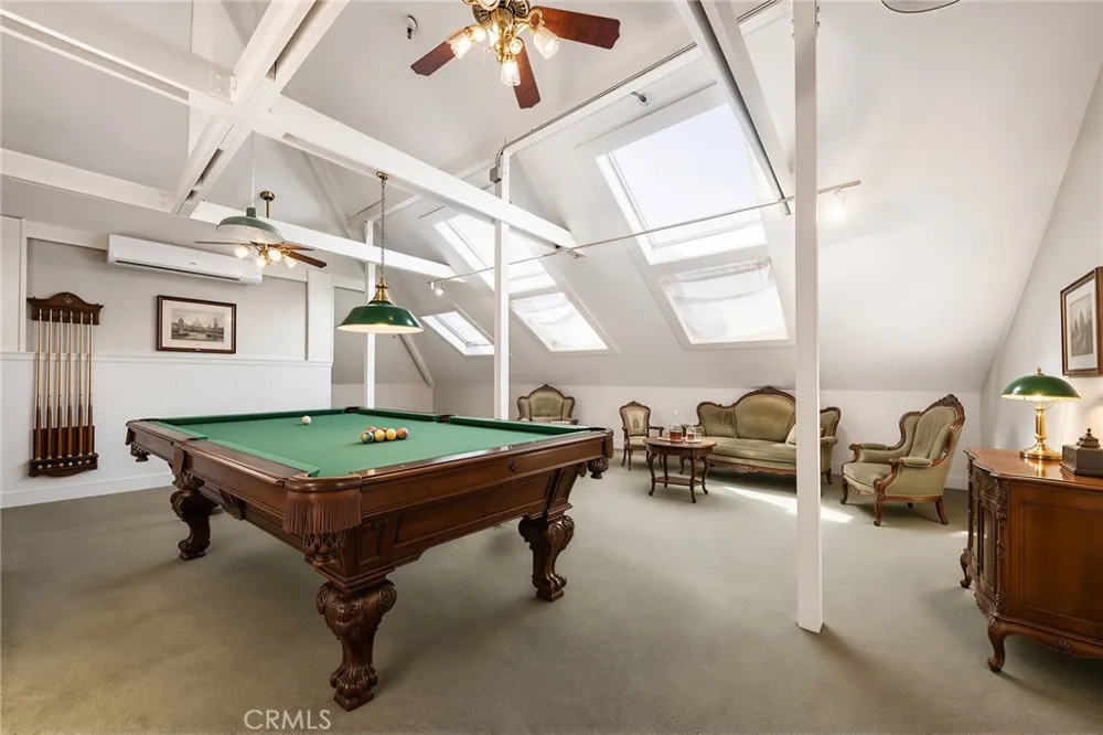 225 Lima Sierra Madre, CA 91024
