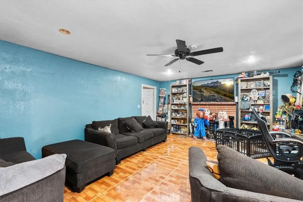 3473 Bronson Street San Bernardino, CA 92407