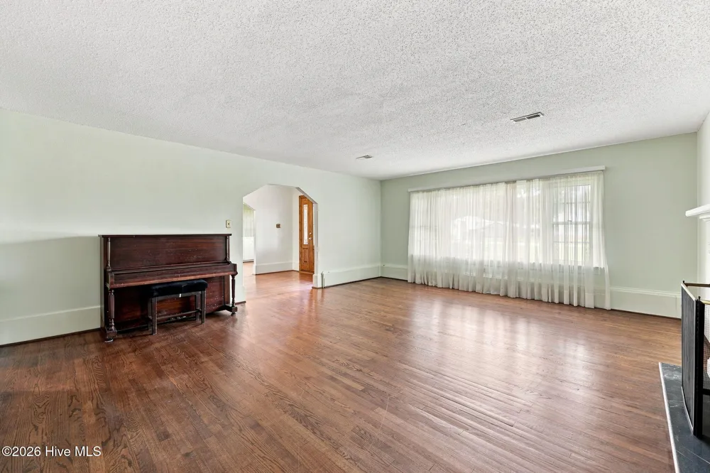 2877 Tyndall Williams Drive Deep Run, NC 28525