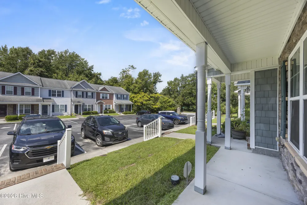 27 E Doris Avenue Jacksonville, NC 28540