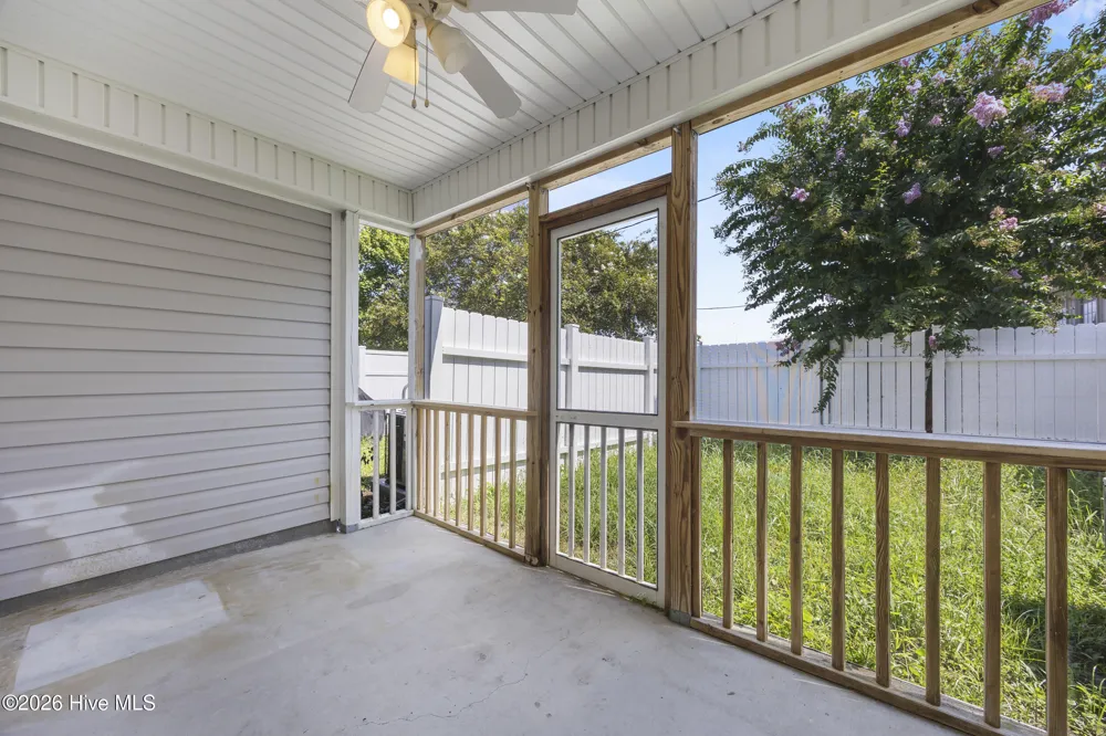 27 E Doris Avenue Jacksonville, NC 28540