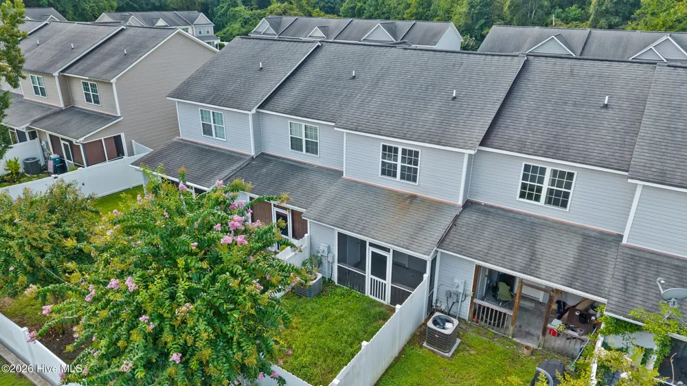 27 E Doris Avenue Jacksonville, NC 28540