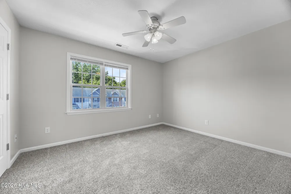 27 E Doris Avenue Jacksonville, NC 28540
